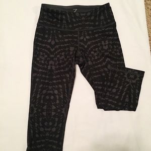 BYZELLA cropped leggings